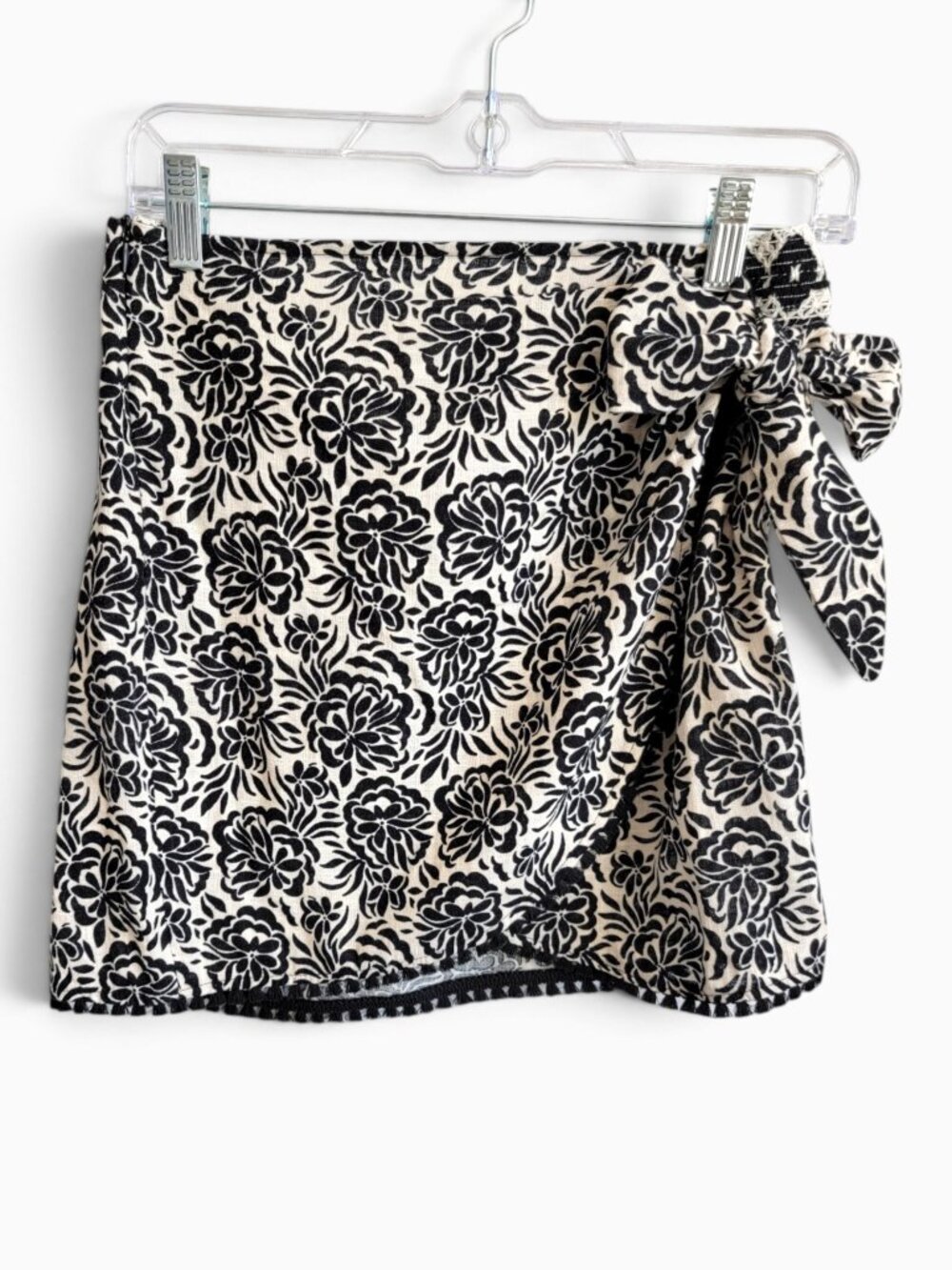 Zara M Black Cream Floral Cotton Faux Wrap Mini Skirt Side Tie Bow